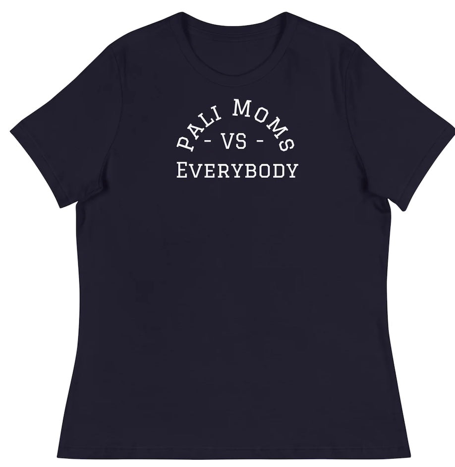 "Pali Moms VS Everybody" black graphic T-shirt - Back in stock at Collegebarbook.com