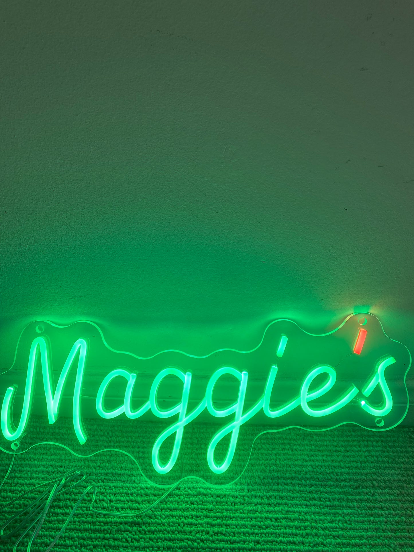 Maggie's - Mini-neon w orange apostrophe - Enter to win!
